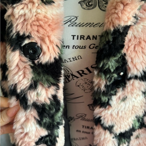 Anthropologie Jakke floral furry fuzzy Tilly Faux Fur Coat size 6/ medium - Picture 7 of 12